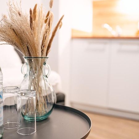 Zentrahome - Balkon Outlet Zentral Smarttv Business Metzingen  Eksteriør bilde
